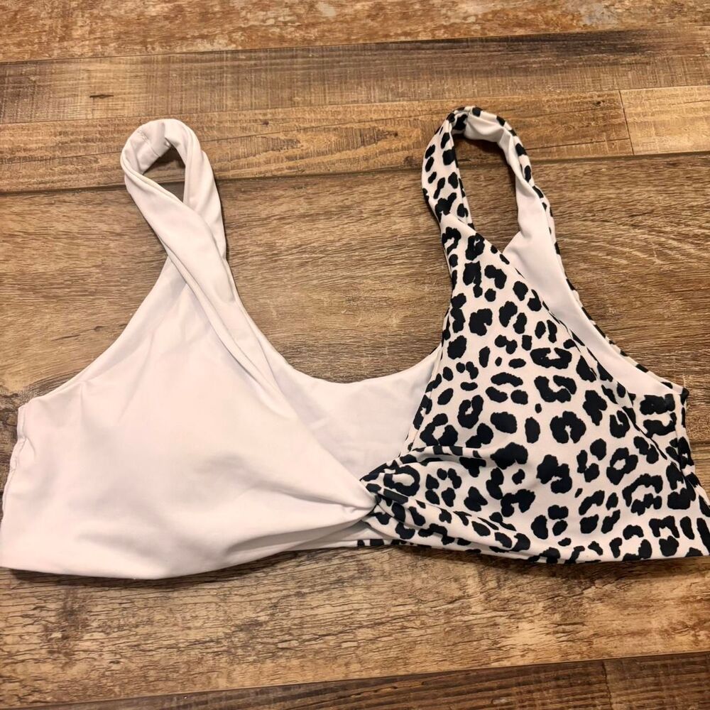 SHEIN Women's Black White Cheetah Two Toned Twist Mediumm Swimwear Bikini Top